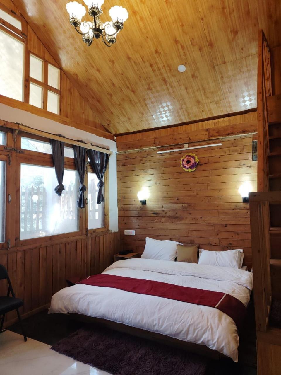 Matri Pitri Cottage Matiana Eksteriør bilde