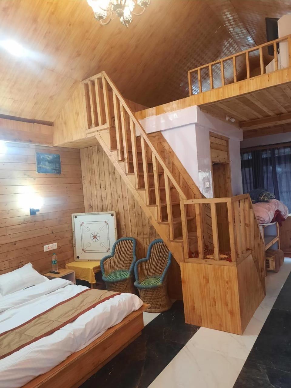 Matri Pitri Cottage Matiana Eksteriør bilde